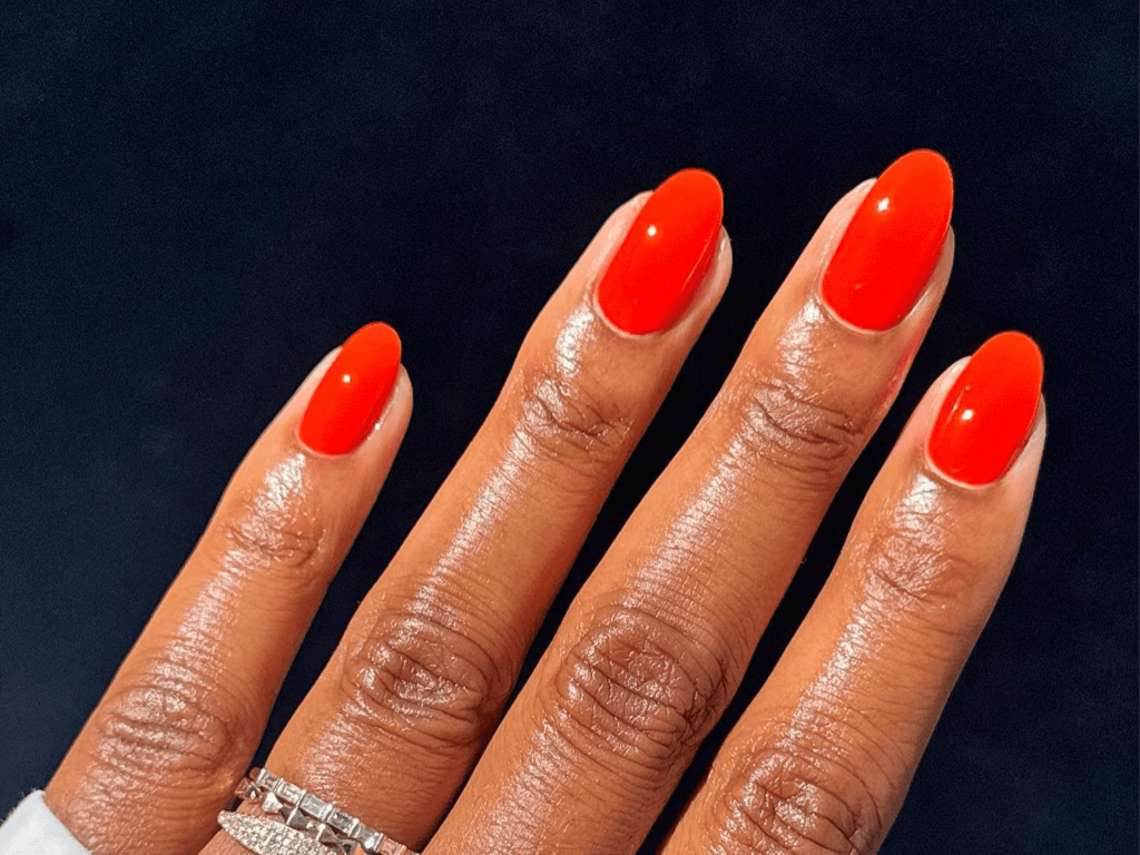 How Much Does a Manicure Cost ?